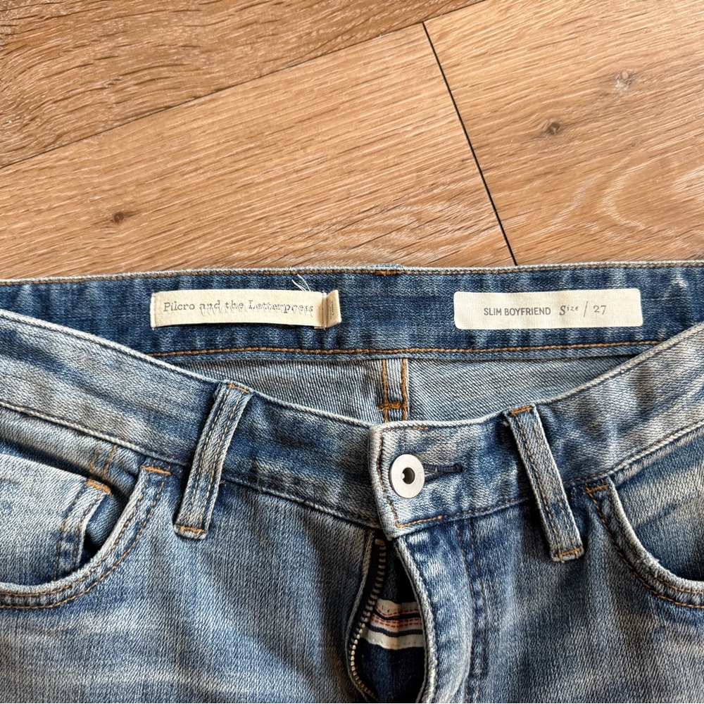 Pilcro and the Letterpress Light Wash Cropped Jeans with Red Tassel Hem - Picture 6 of 6